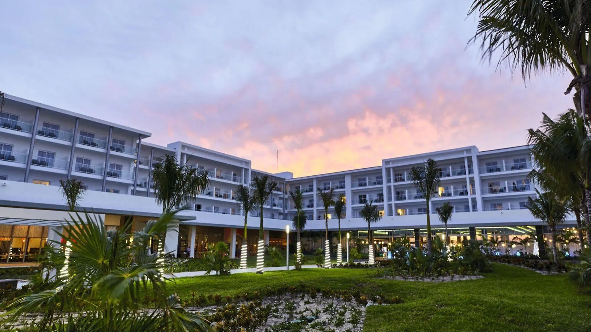 ***** Hotel Riu Dunamar Chacmuchuch Mexiko
